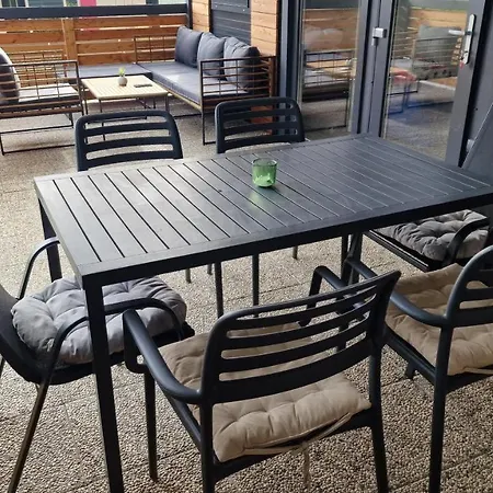Station touristique Big Berry Luxury Lifestyle Resort, Mobile House Near Kolpa River Metlika